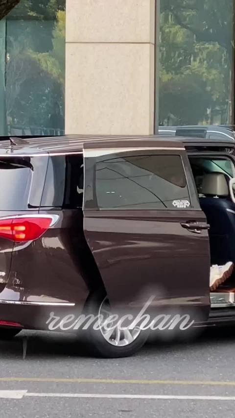 吴镇宇模仿AI演技逼真，坦言新季拍摄压力大