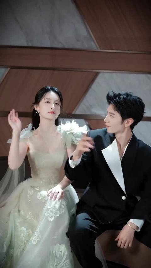 比巴掌先来的是笑歌的香气