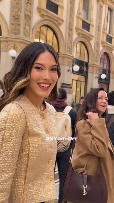 谷爱凌米兰被偶遇，这样看好瘦啊 （水印）