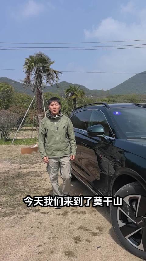 星途EX7双联屏设计兼顾家庭舒适与个人驾控