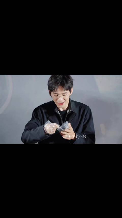 白菜一直对我笑