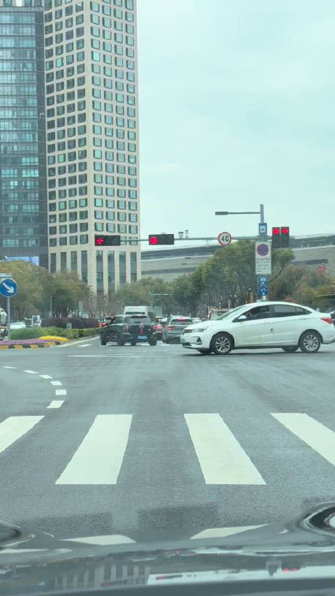 GTShow，没有错峰这个概念，门口已经一锅粥