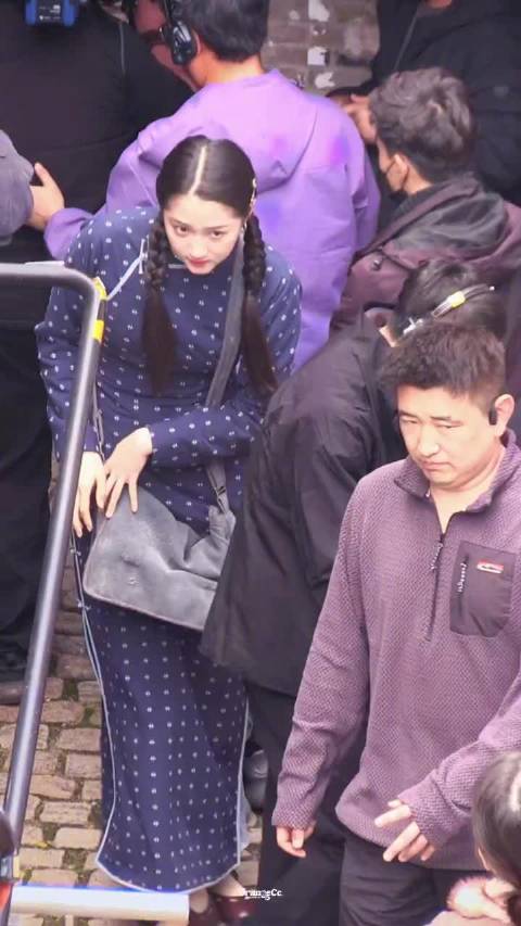 这套真的很民国女学生 好清秀