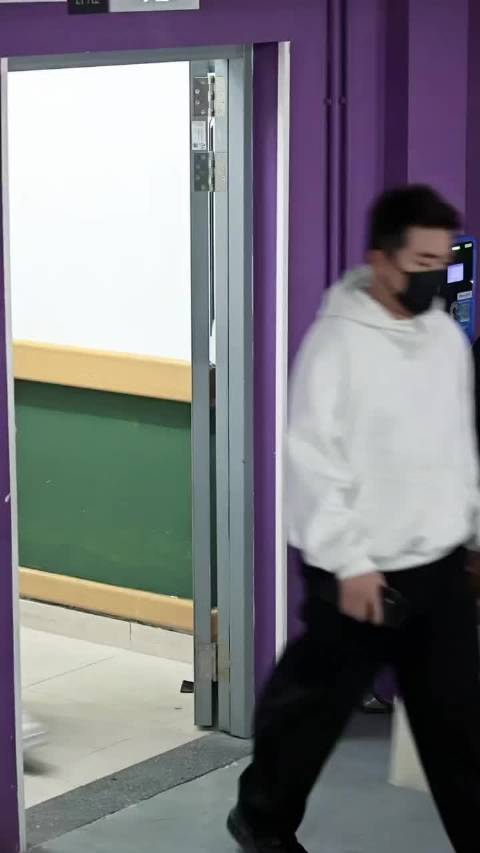 成毅微表情演绎朱瞻基获赞教科书级表演