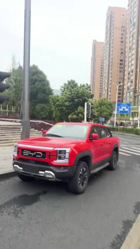 国内平行进口比亚迪鲨鱼6皮卡售价超50万