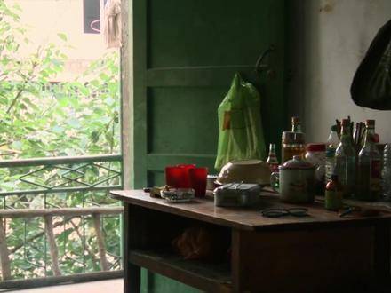 要修成内心的宁静，这一课究竟得淌下多少泪光