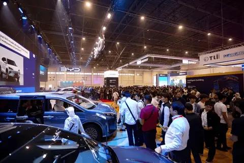 想买SUV的朋友看过来，2025年热度较高的五款SUV，有你喜欢的吗?