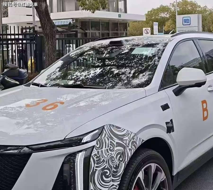 新款凯迪拉克XT5现身街头，激光雷达，插混动力，续航超1600公里