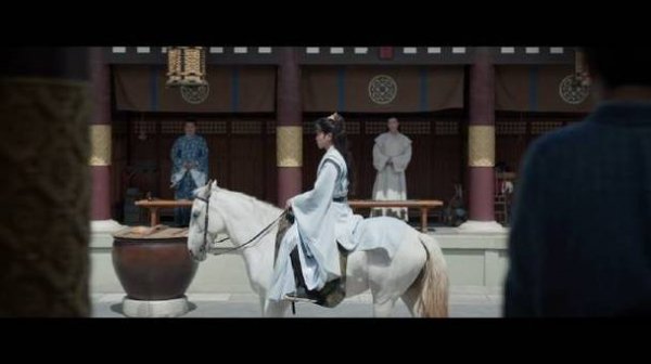 《庆余年2》定档5月16日，CCTV8+视频联播：庆国顶流打马归来，扭转乾坤邀您开眼！