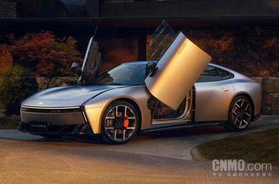 小鹏全新P7确认8月27日上市！全国门店试驾今日开启