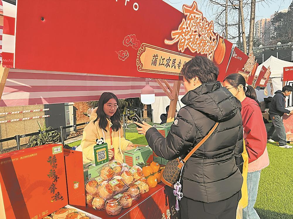 机器人现场做咖啡。