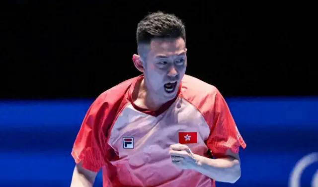 34岁黄镇廷3比2击败张本智和，力夺小组第一，网友称其为黑马