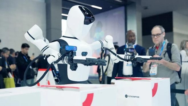 速腾聚创去年四季度首次实现单季盈利，目标今年激光雷达销量增长2-3倍