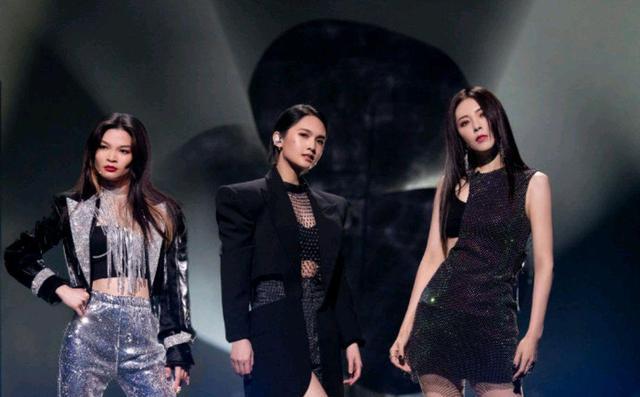 乘风破浪的姐姐2三公已经结束，踢馆组杨丞琳会唱会说表演出色