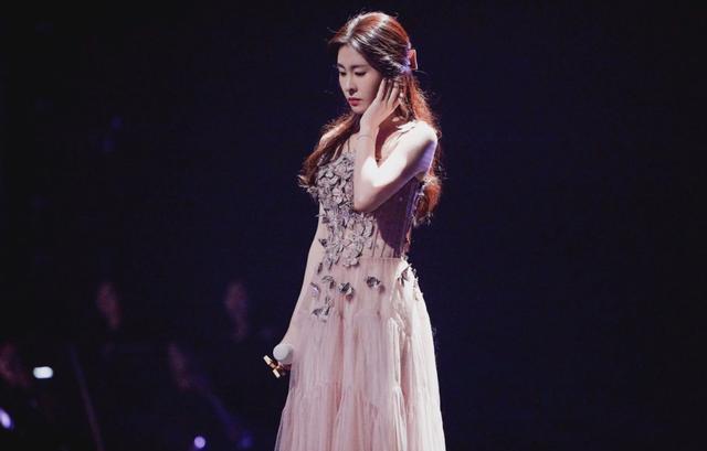 《歌手2026》来袭，拟邀8位顶尖歌手，这季堪称神仙打架