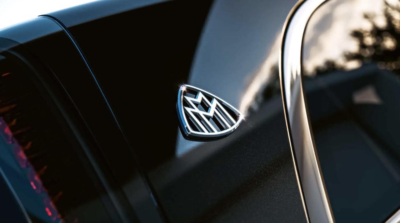 梅赛德斯-奔驰计划在美国市场推出全新MPV,并确认将推出名为VLS的迈巴赫超豪华