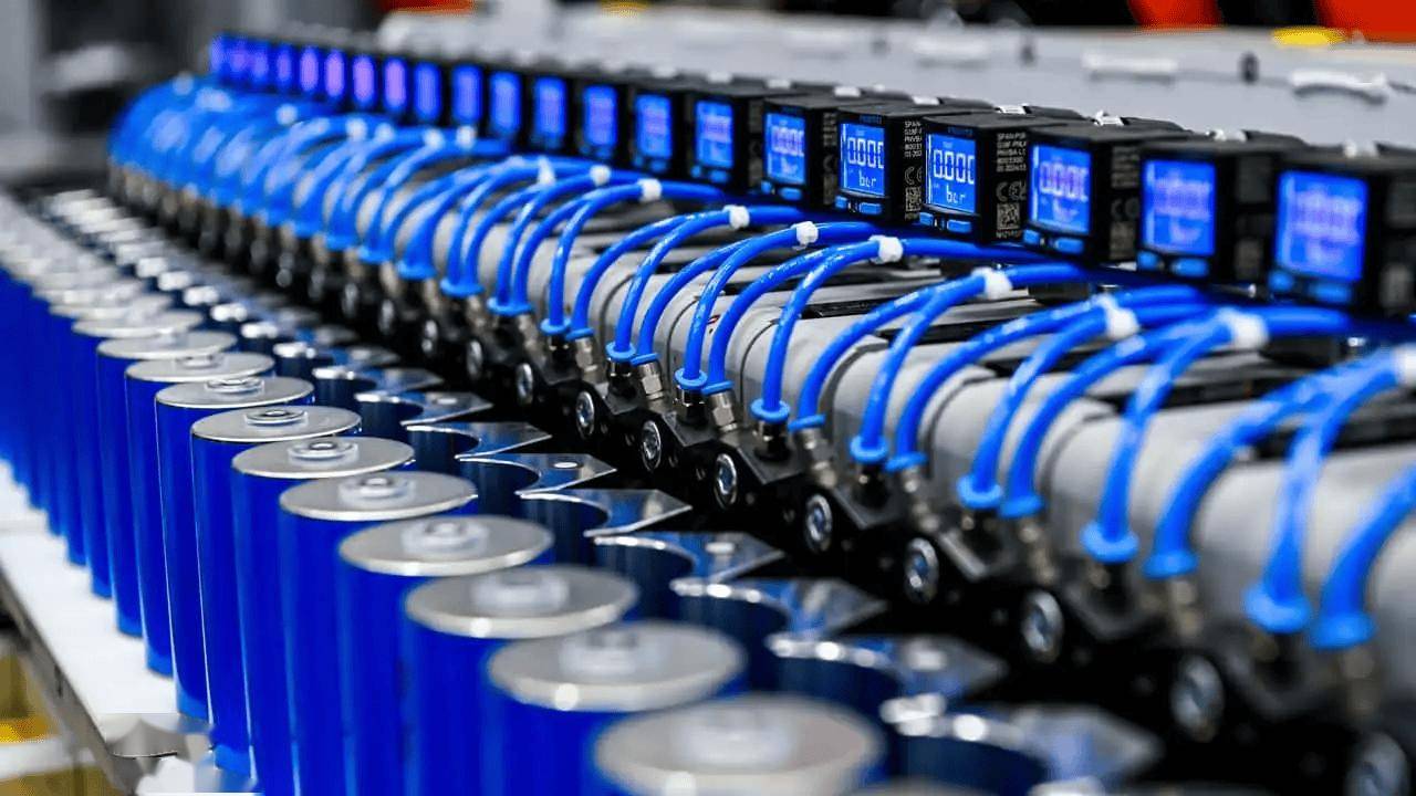 高度依赖中国供应链，欧洲电动汽车电池生产本土化遇挫