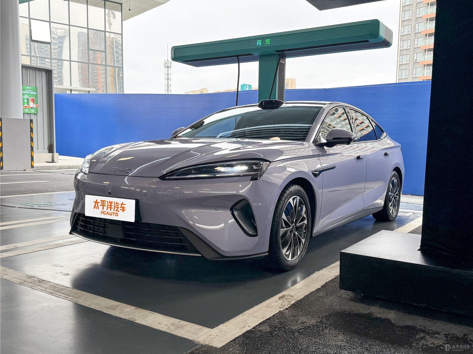 海豹07EV定位中型纯电轿车 续航超600km