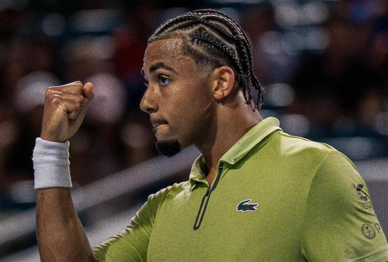 ATP爆大冷!2-5大逆转，世界第二辛纳太强了，连胜纪录刷新至28盘，八强诞生_扬尼克·辛纳_比赛_种子