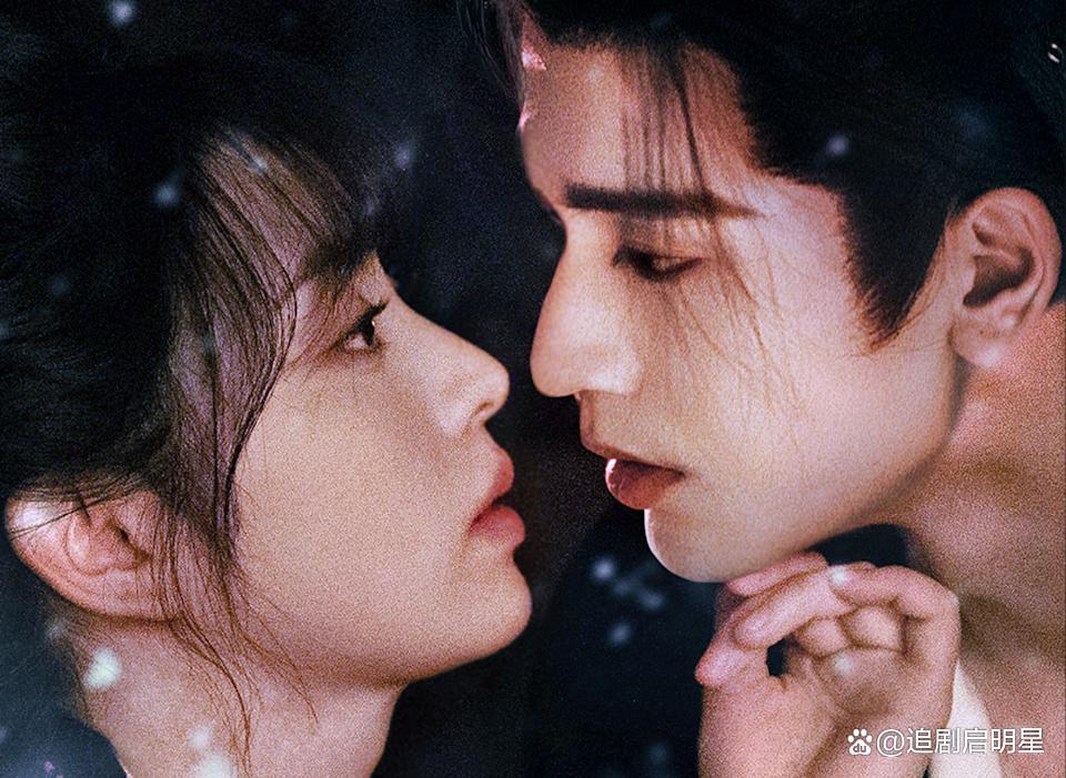 张凌赫《逐玉》霸榜爱奇艺!每集都帅出新高度!必须朝圣8大名场面见证男神魅力无法挡!