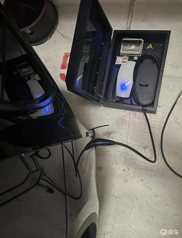 燃油车价格雪崩,新能源优惠缩水!2026年买车必看的三大生死抉择