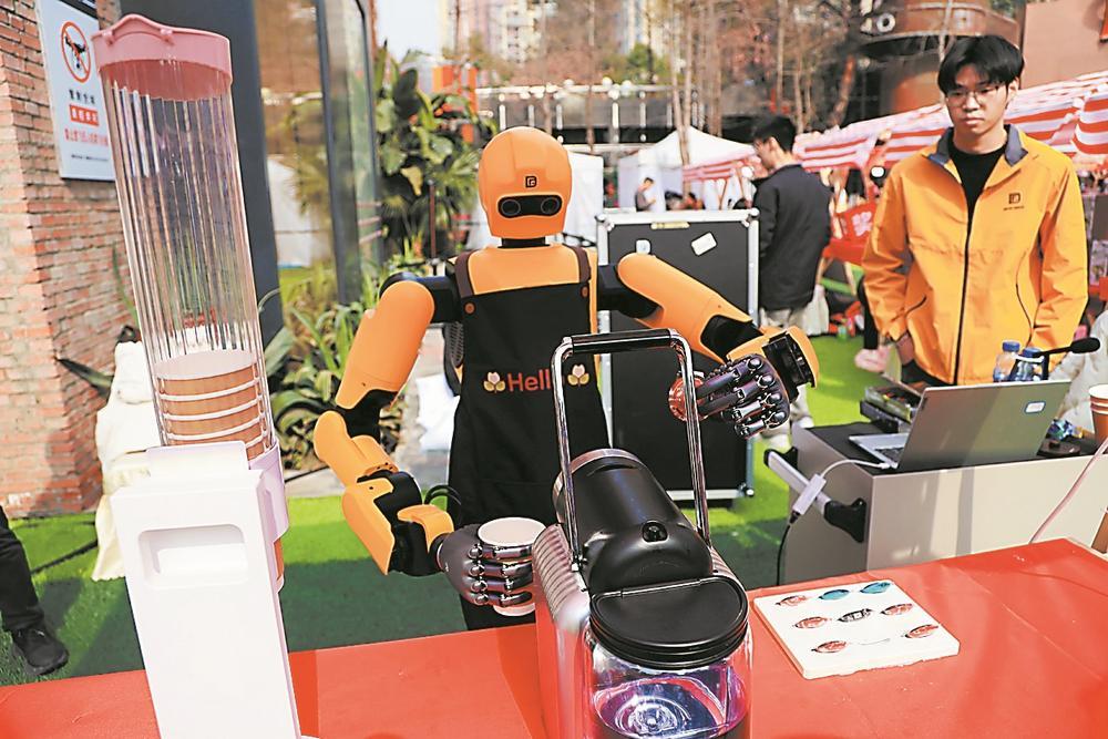 机器人现场做咖啡。