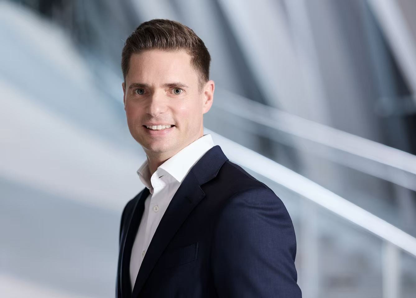 对话丨奔驰佟欧福：借力中国的创新活力“为全球”