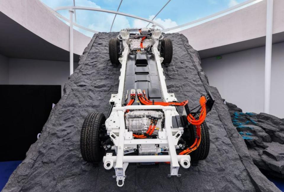 广州车展奔驰透露:L3级有条件自动驾驶明年交付_新闻