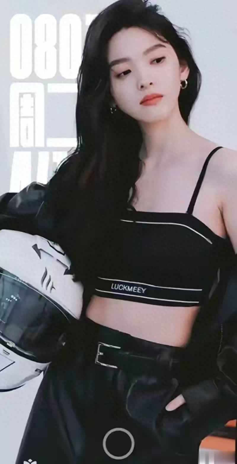 章若楠可爱藏于真实松弛，鲜活力量超有感染力