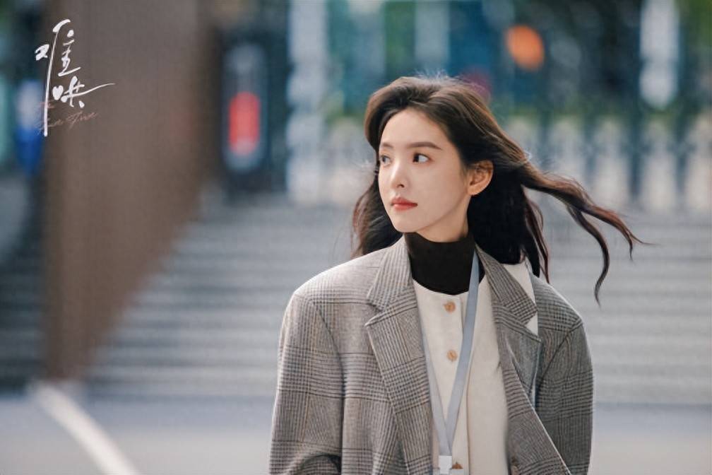 32集都市爱情剧今天播,白敬亭、章若楠、何炅全员高颜值,要火_温以凡_桑延_情感