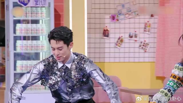 王鹤棣杨迪强强联手，这粤语太逗了，听得直上头