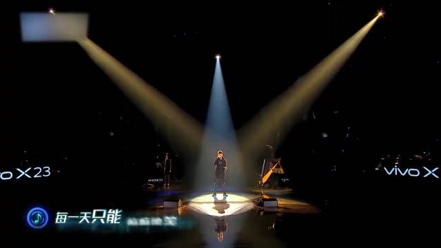 胡彦斌一启唇便令人心颤！《我知道你很难过》前奏未落，台下听众已泪如雨下