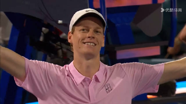 辛纳阳光双赛双杀兹维列夫，豪取7连胜进决赛