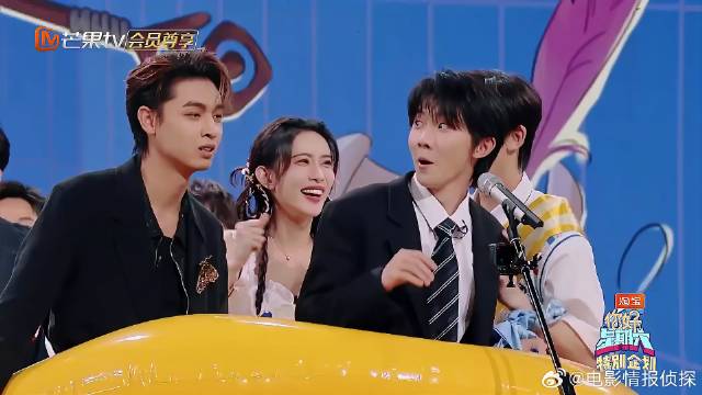 马嘉祺暴改薛之谦成名曲，何炅吐槽点评超好笑笑！