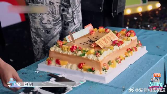 牵手姿势首公开，魏大勋张颜齐黄子弘凡蒲熠星花式比心，太帅了