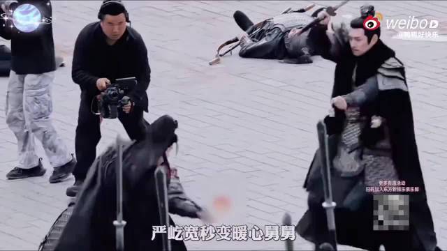 当初迷严屹宽的这批人，现在又迷张凌赫，导演你是会安排的