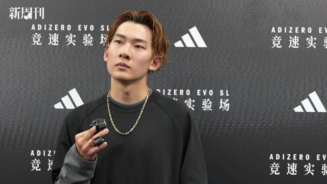 苏翊鸣母亲谈家人支持，冬奥带伤夺铜获赞