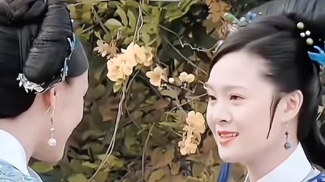 原来一个头饰早已暗示了曹琴默的结局｜甄嬛传