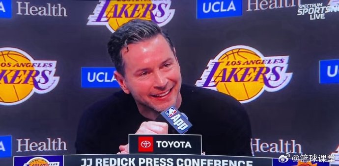 湖人队的“EOG Up Slip”战术具体是如何执行的，为何篮网队学不会？