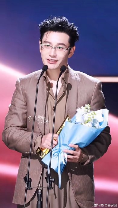 黄晓明为什么不亲自参演《白日提灯》这部戏？