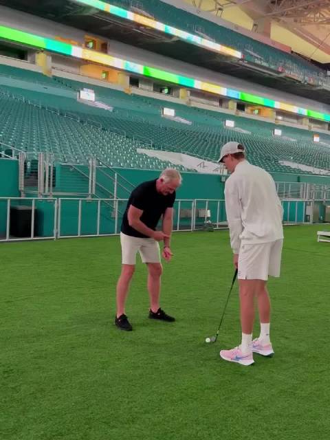 20260328 ️‍♂️ shark_gregnorman