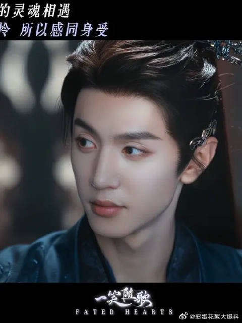 因为是两个同频的灵魂，才能感受到彼此深藏心底的爱意