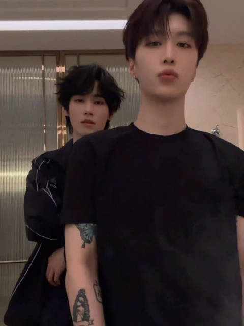 共创视频～哥俩疯狂展示网速中！