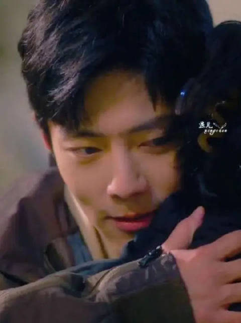 盛阳成功追上简冰姐姐