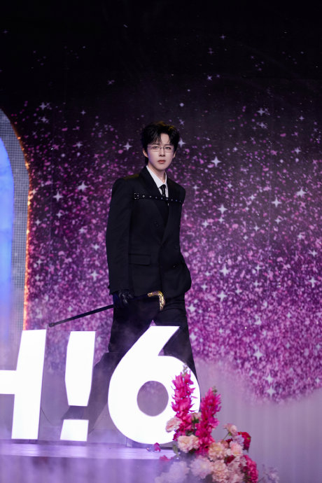 《你好星期六》迪丽热巴等嘉宾互动收视12连冠