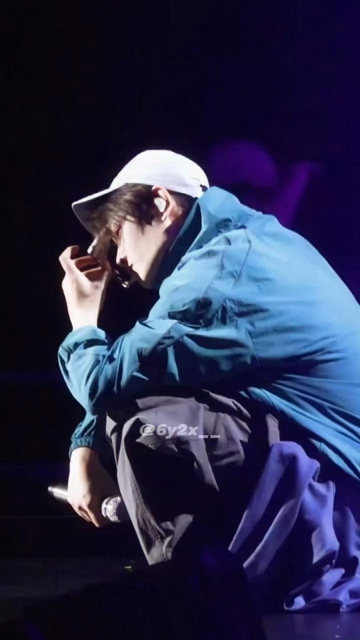 丁禹兮敬业优秀获赞，海棠成其底气