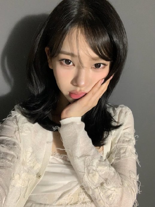 柳智敏生日会神还原《继承者们》经典，竟已刷剧五遍？