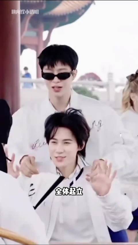 范丞丞和张真源同框合作，两位也太有排面了，不愧是实力爱豆组合！奔跑吧14