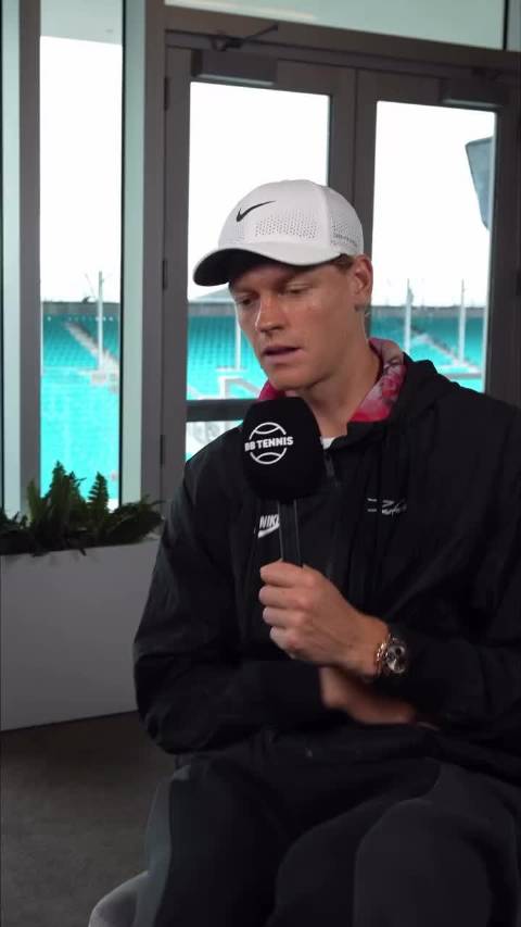 辛纳回应粉丝提问，坦言未尝试bachata和古巴咖啡