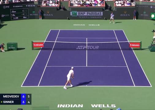 辛纳连胜32盘挺进迈阿密决赛，兹维列夫抢七惜败